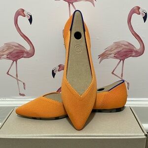 Rothy’s - Point (US 8) in Tangerine *New in Box*